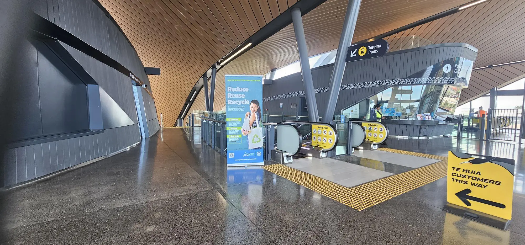 Sustainability 2 3 PUH