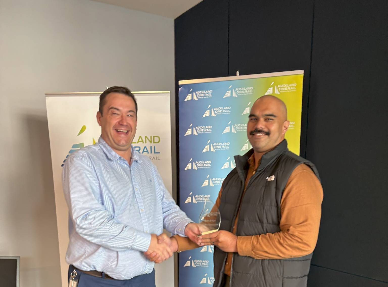 Latest News 6 AWARDS IMG 2680 Gavin and Vince scaled e1747359433868